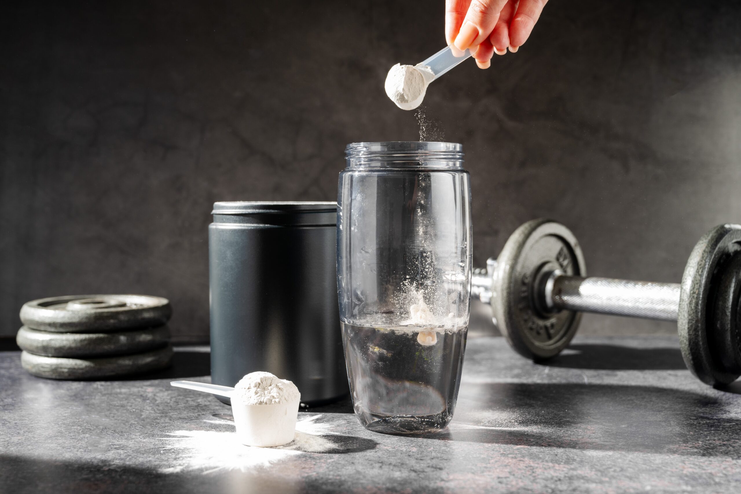 Amino,Acid,Food,Supplement,,Creatine,Powder,In,A,Measuring,Scoop